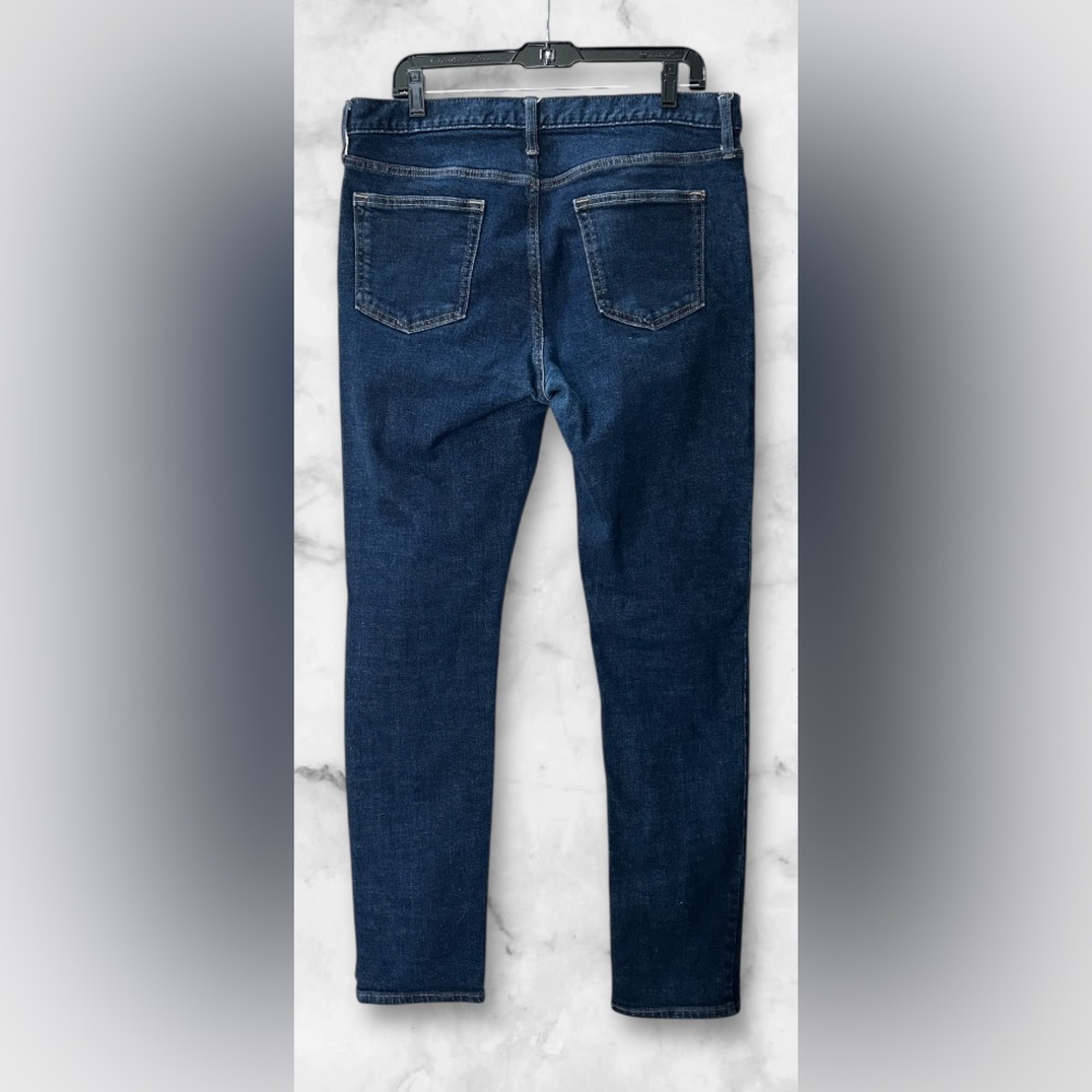 Old Navy Men’s Skinny Built in Tough Built in Flex Dark Wash Jeans Size 34/34 - Picture 5 of 9